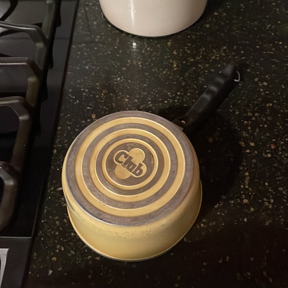 Vintage 1970s Club 1 Quart Sauce Pot - Picture 6 of 7